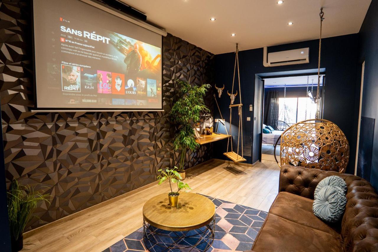 Capsule le temps suspendu balnéo&home cinema&billard Valenciennes Exterior foto